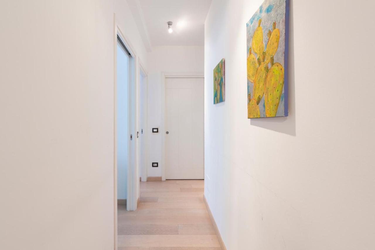 Luxury Apartment Near Bocconi Zamenhof 7 Milán Exterior foto